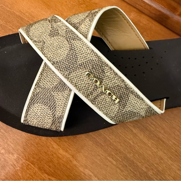 Coach Women's Janine cris cross gold logo slide sandals brown and cream size 6 - Picture 2 of 12